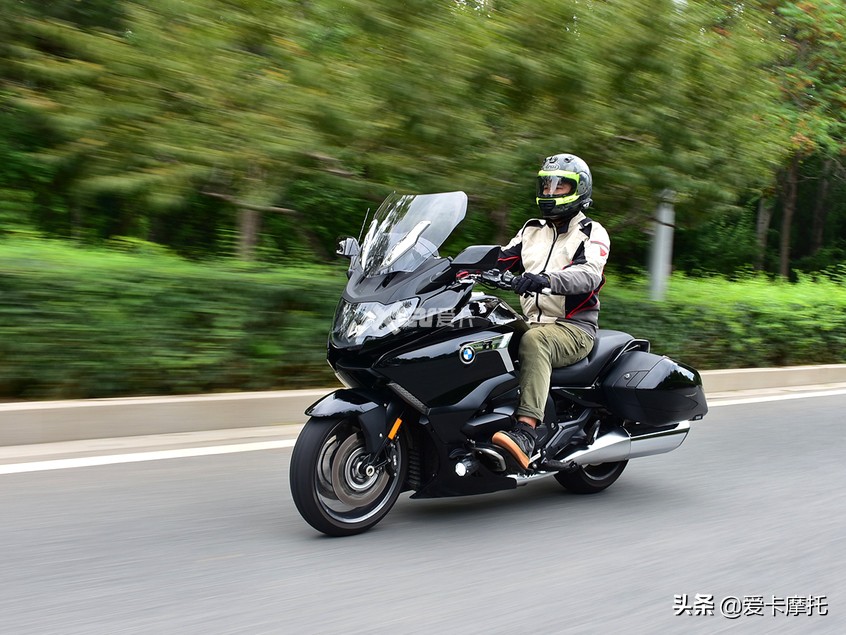宝马k1600b和哈雷公路滑翔,哈雷k1600