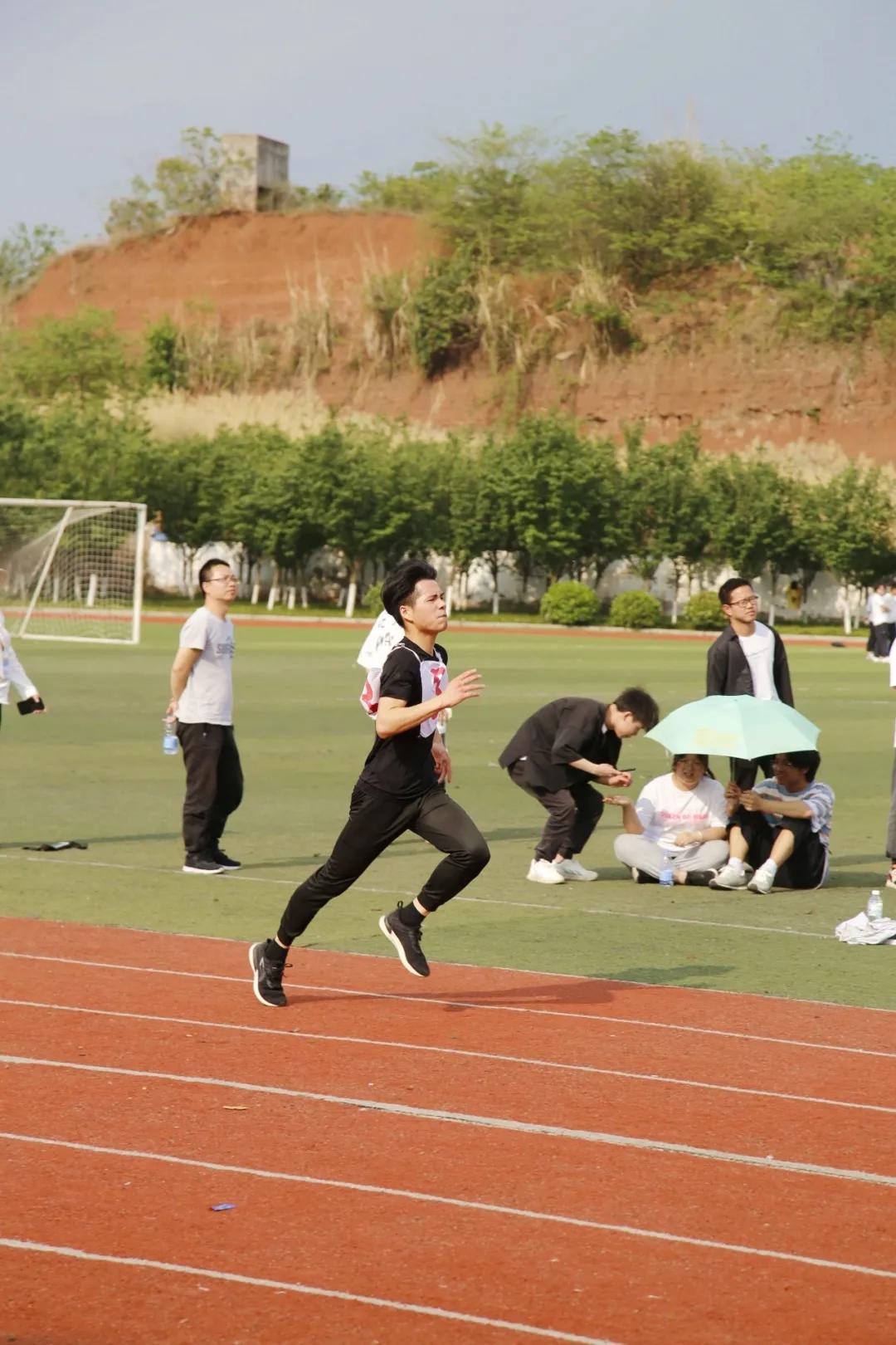 飒!123张图,带你“动+静”看赛场