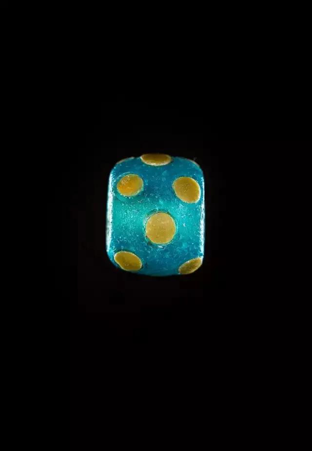 战国蜻蜓眼陶珠,战国蜻蜓眼玻璃珠价格