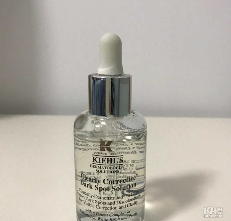 修复皮肤护肤精华推荐,精华有哪一款可以抗老美白的效果