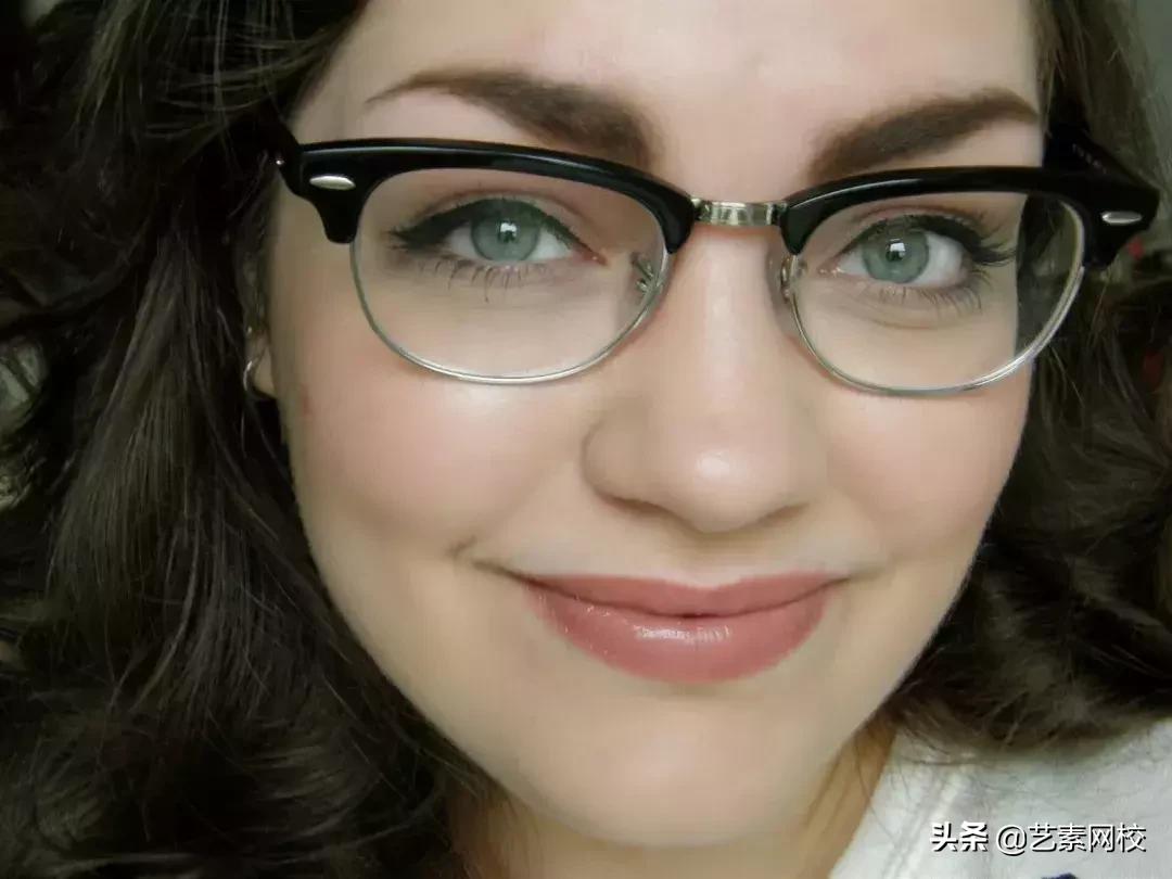 皮肤黄黑素颜不化妆适合什么口红,不想化妆用什么口红好用