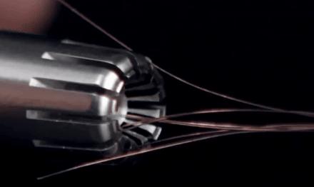 鼻毛长出来了正确处理方法,鼻毛长出来是拔掉还是剪掉