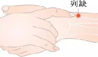 多年哮喘久治不愈教你治愈哮喘,多年老哮喘怎么治疗