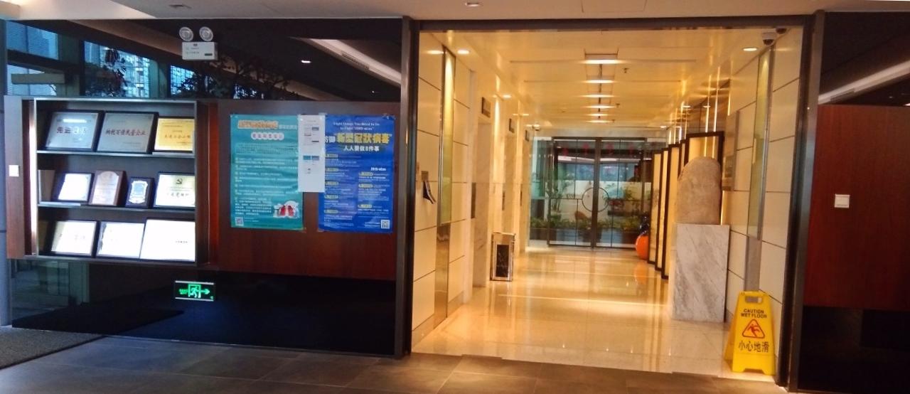 办公桌适合开放式办公区,提高工作效率从整理办公桌开始