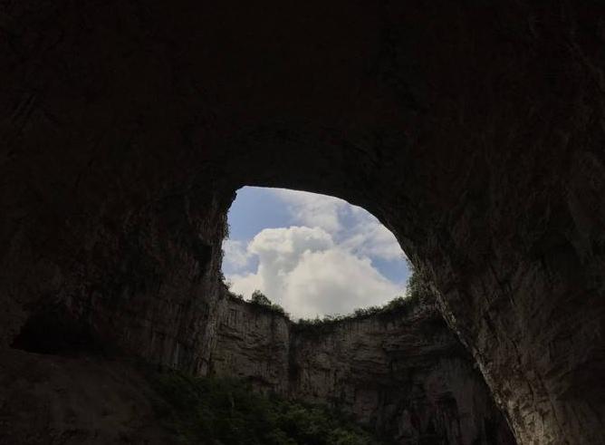 世界最大的天生桥,亚洲最大花岗岩天生桥