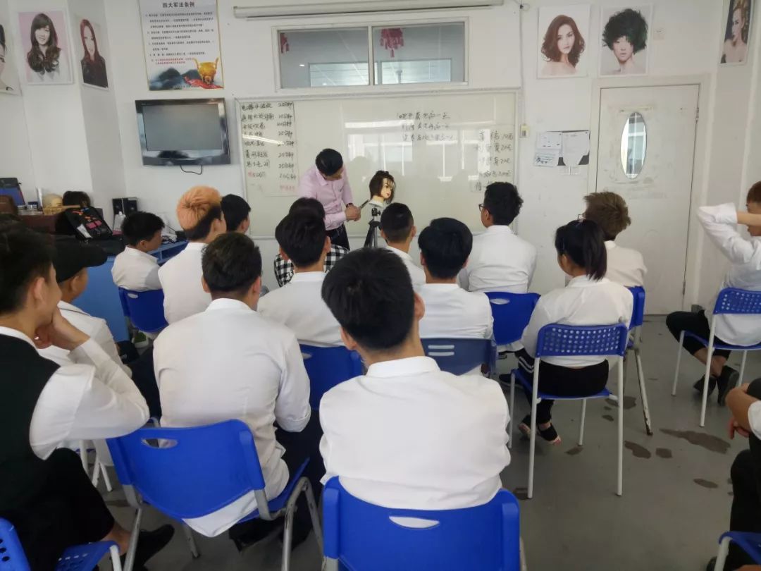 美发技术培训哪里可以学,昭通雅业美容美发培训学校