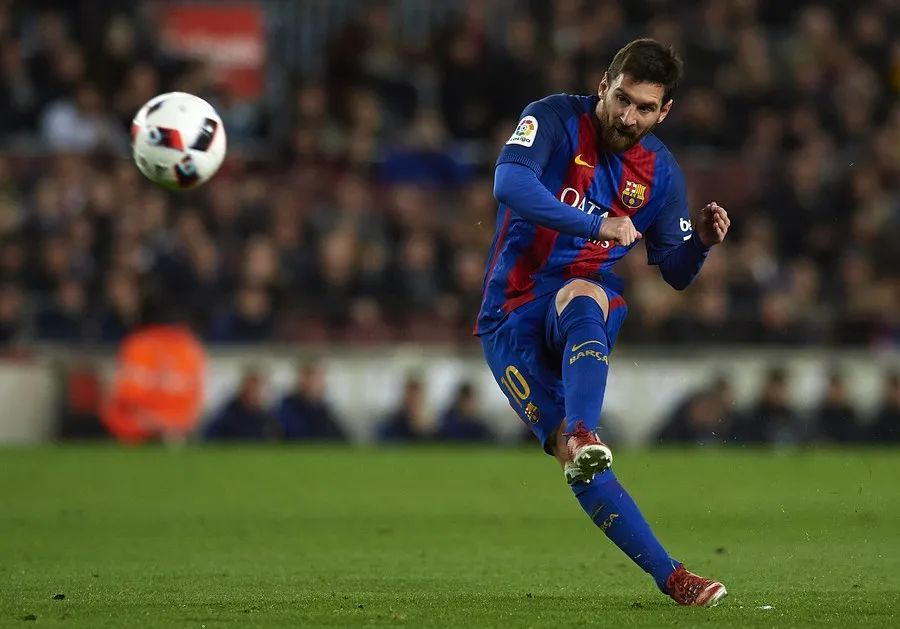 你还爱梅西吗,你什么时候喜欢梅西