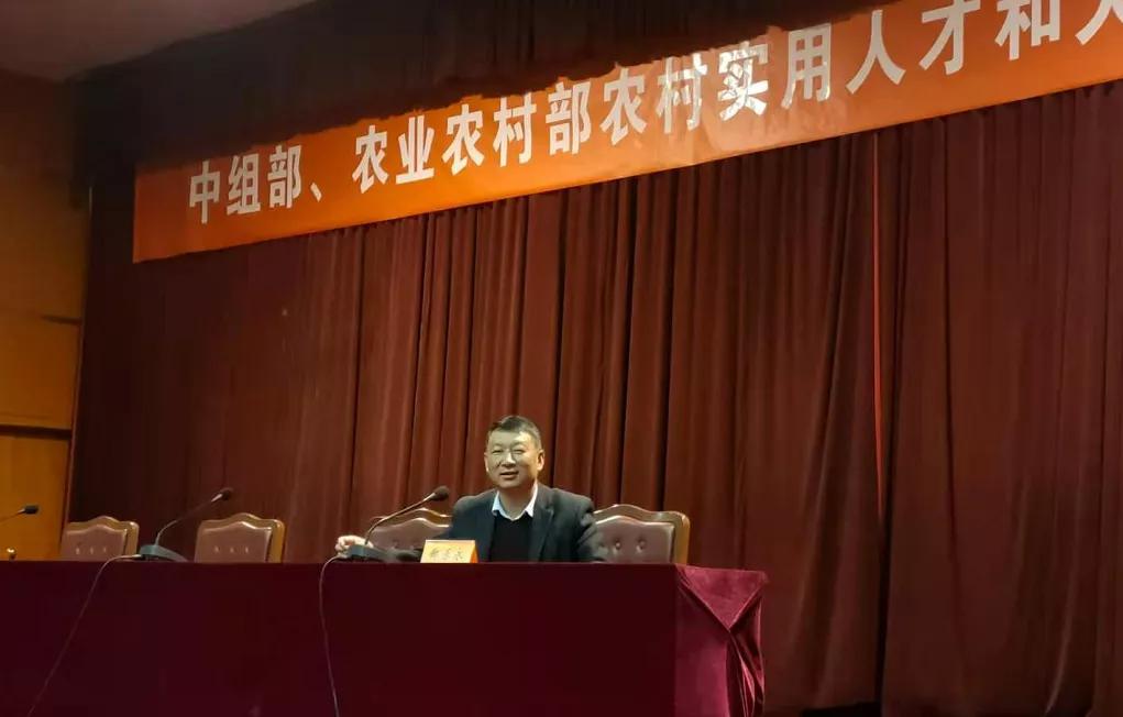 甘肃岷县企业家郑乐永：大爱无言，大象无形