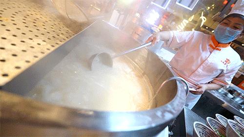 寰愬窞涓滃尯璐墿娈垮爞,寰愬窞涓滃尯浜烘皵璐墿涓績