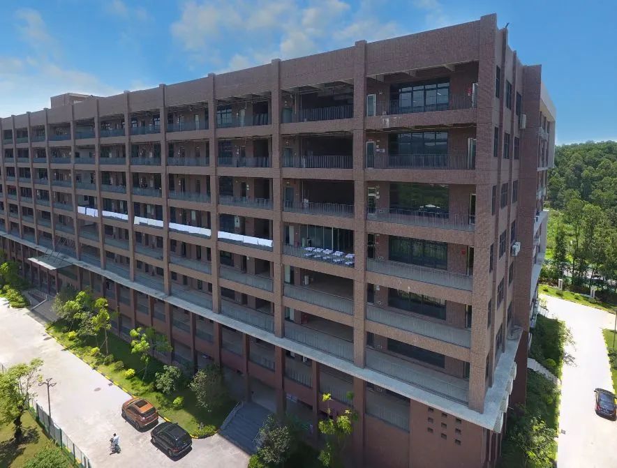 高职高考广东岭南职业技术学院,广东岭南职业技术学院高职宿舍