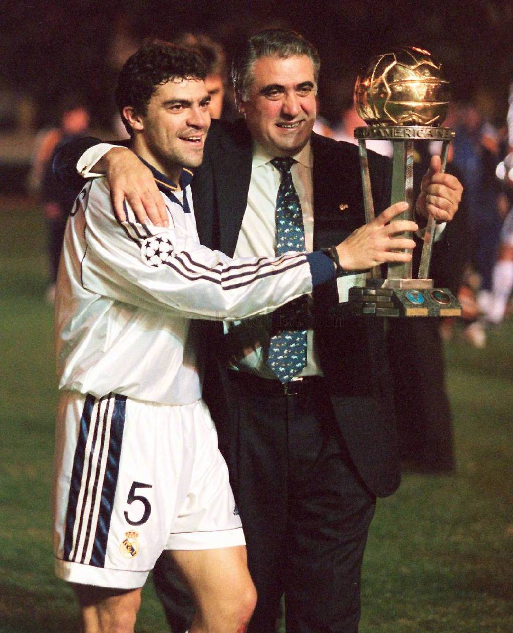 足坛最惨父子,足坛最惨父亲