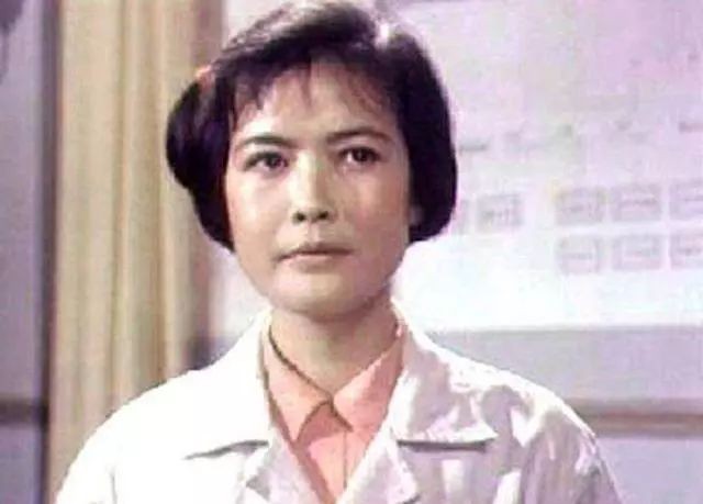 杨雅琴苦菜花图片,杨雅琴悲剧人生