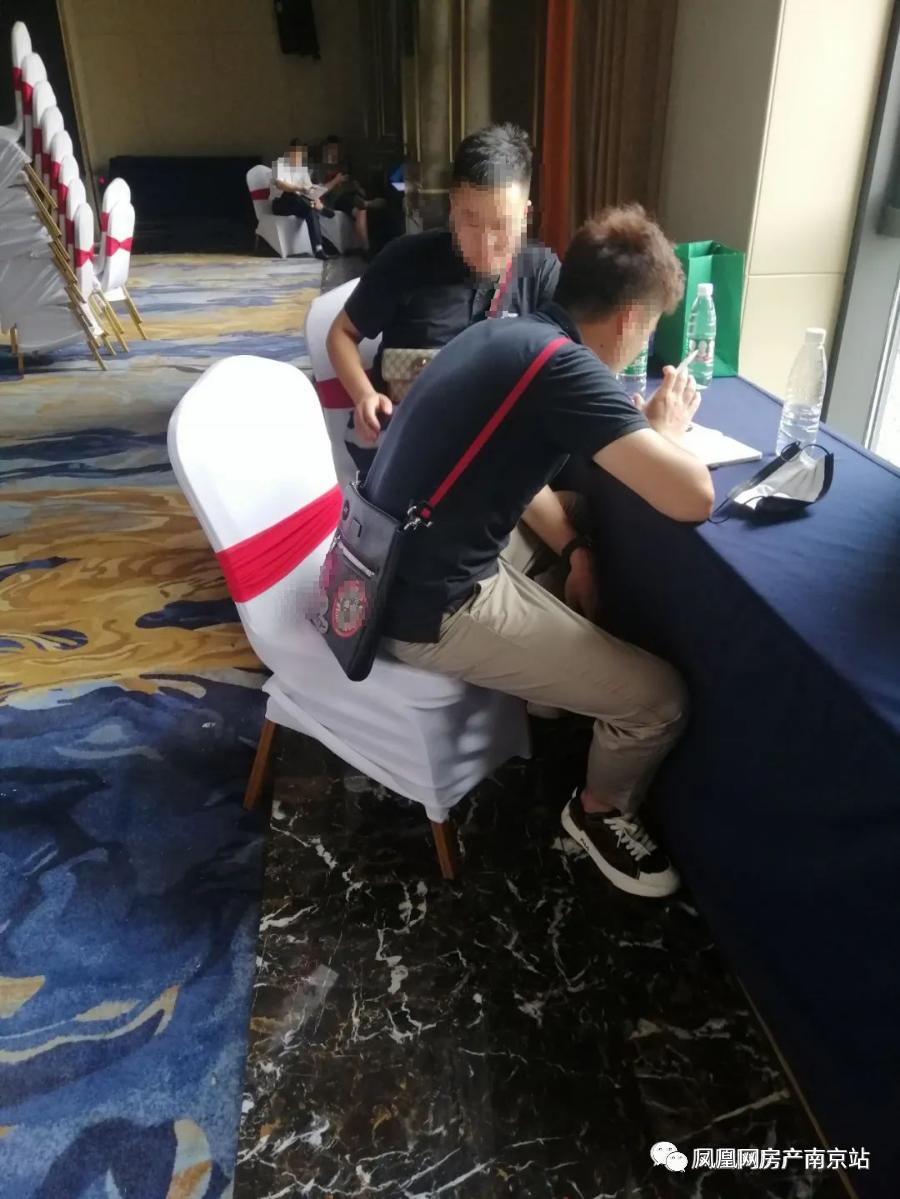鸡腿盘居然有弃号？！直击江宁两热盘开盘现场