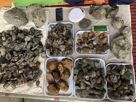 缅甸琥珀收购,缅甸琥珀争夺战