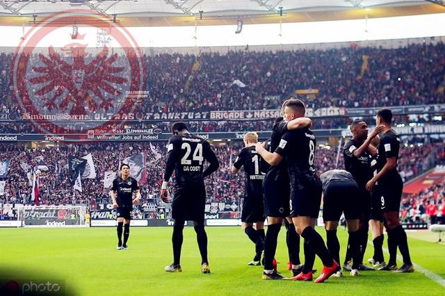 德甲联赛法兰克福取胜,法兰克福捍卫德甲荣耀欧联冠军