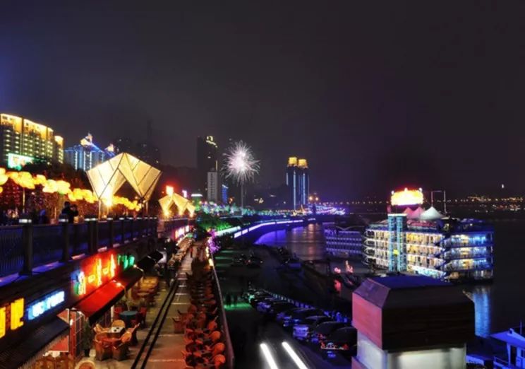 重庆8d魔幻城市从高到低,重庆8d魔幻城市让西方为之羡慕