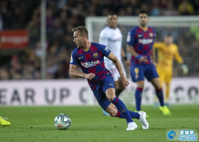 阿图尔拒绝踢欧冠,阿图尔为何会离开巴萨加盟尤文呢