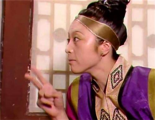 赵姨娘施法被揭穿了吗,赵姨娘用巫术被发现了吗