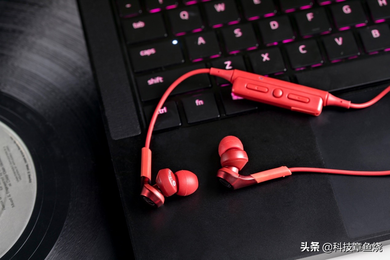 铁三角耳机京东179元,京东蓝牙耳机618折扣力度