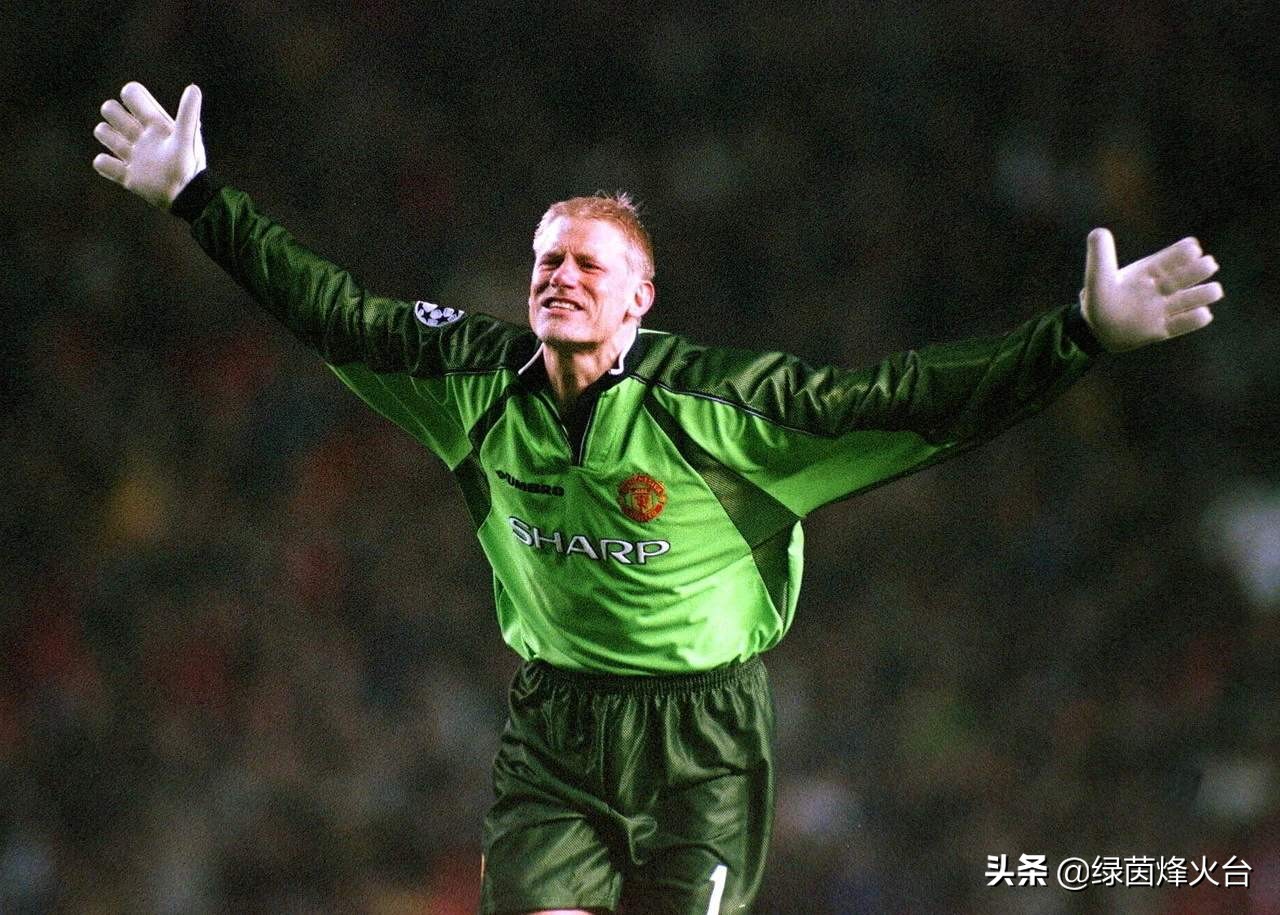 诺伊尔开启门将新时代,诺伊尔获得几次最佳门将