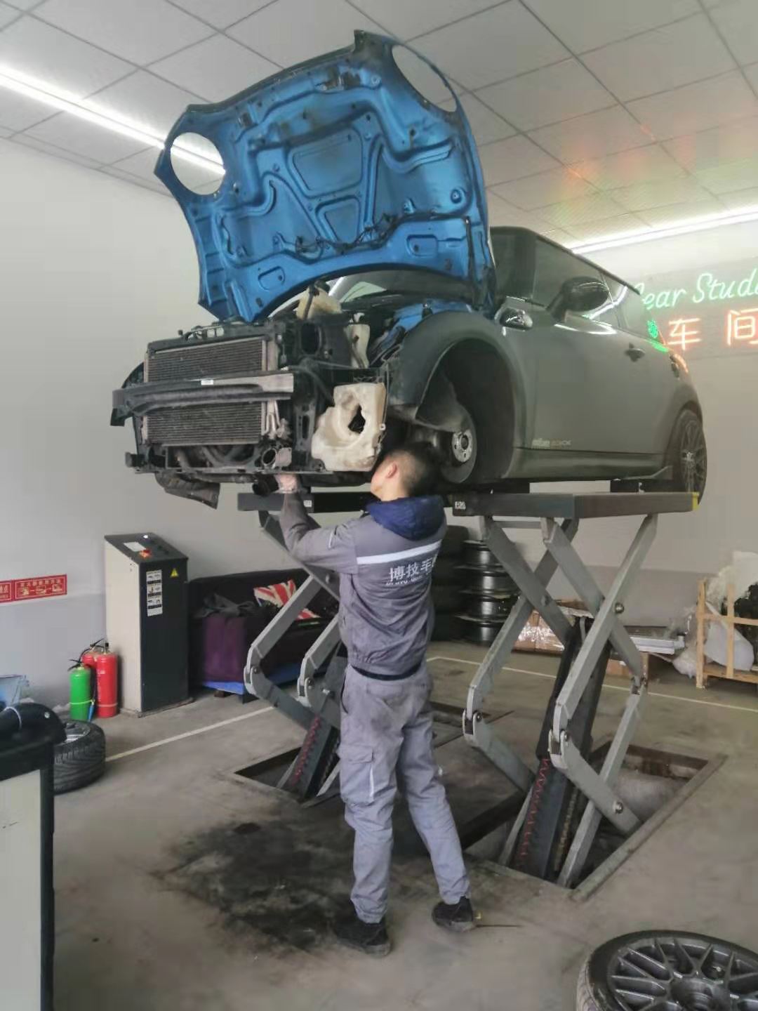 mini急加油门回火,mini急加油怠速下降