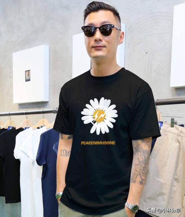 新中国t恤,优衣库三方联名t恤nike