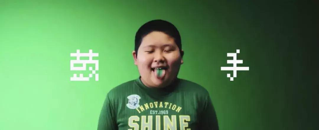 岛国鬼才！就这样，他拍出了年度爆款