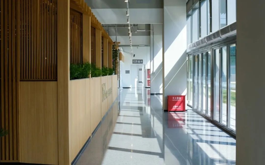 北京奔驰总部大楼地址望京,北京望京奔驰专修店