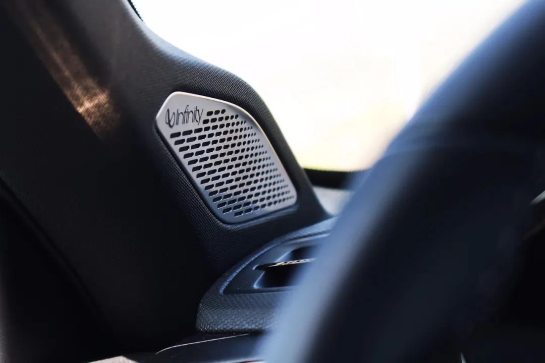 最新款领克01驾驶体验,领克01探界者怎么选