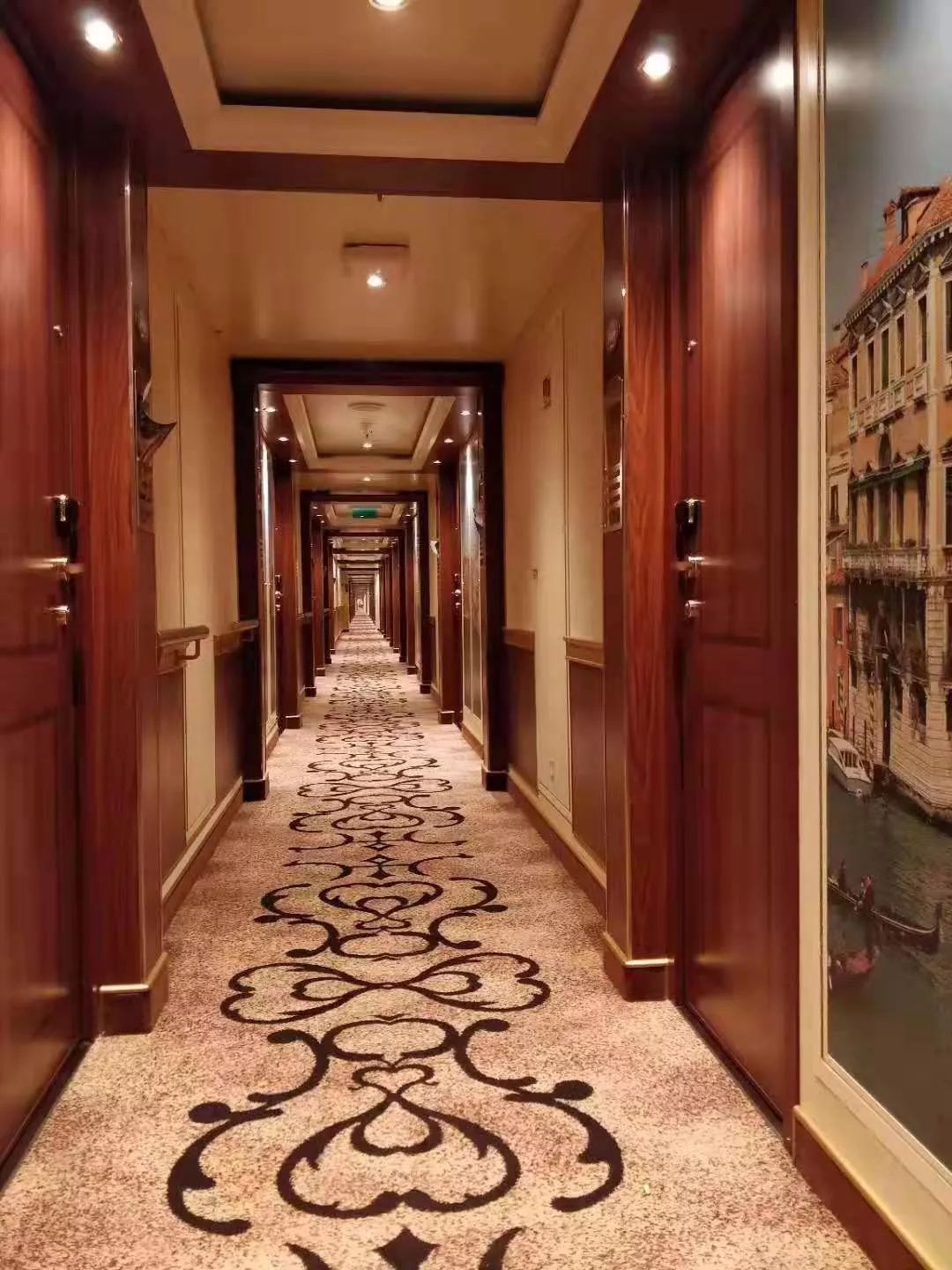 如何找到月薪26万包吃包住的工作,月薪5000包吃包住的工作