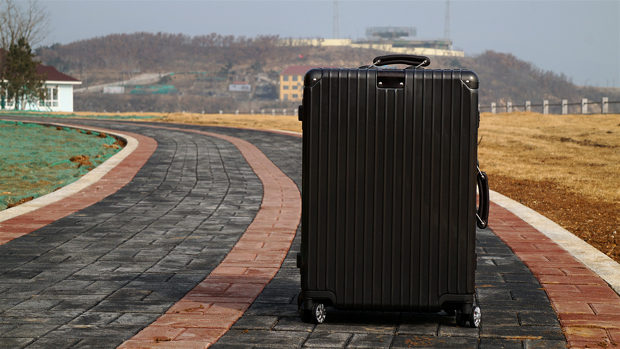 网易严选更加耐磨铝框拉杆箱,网易严选拉杆箱简约时尚