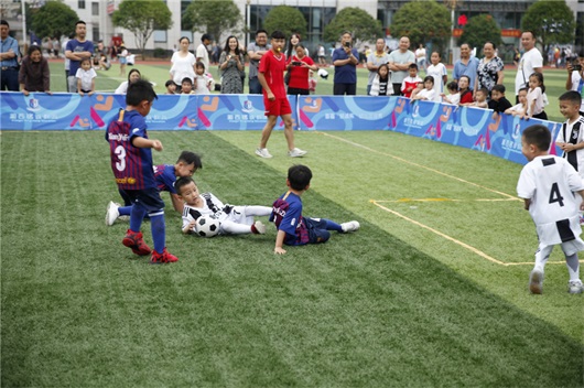 足球特色幼儿园有哪些活动,世界足球日活动幼儿园