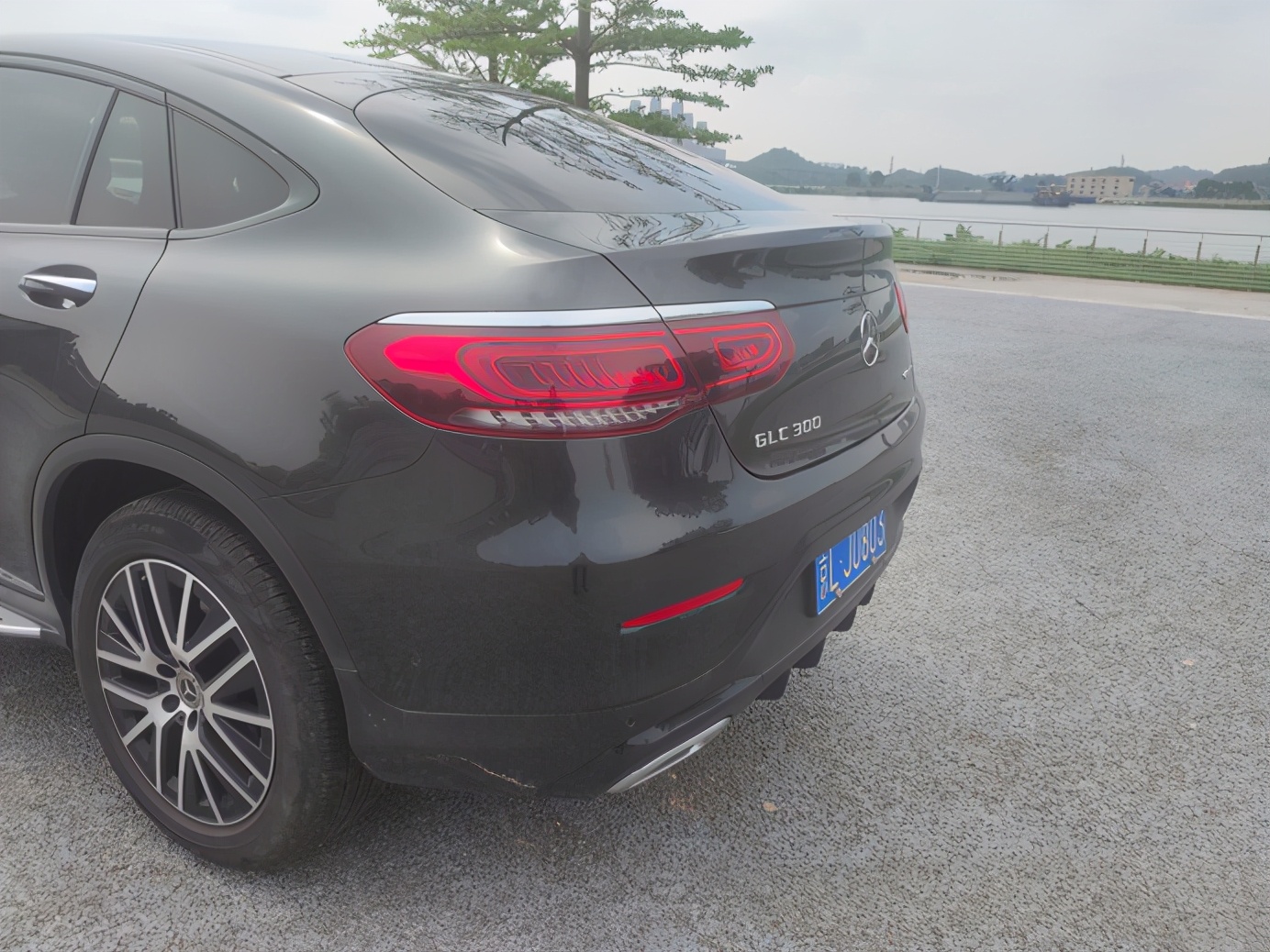 奔驰glc全新2024款还会降价吗,glc月销量