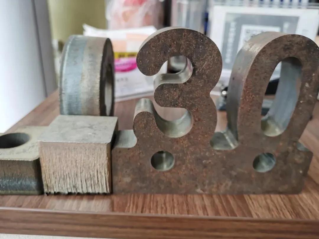 20000w激光切割机用多粗的线,大族20000瓦激光切割机