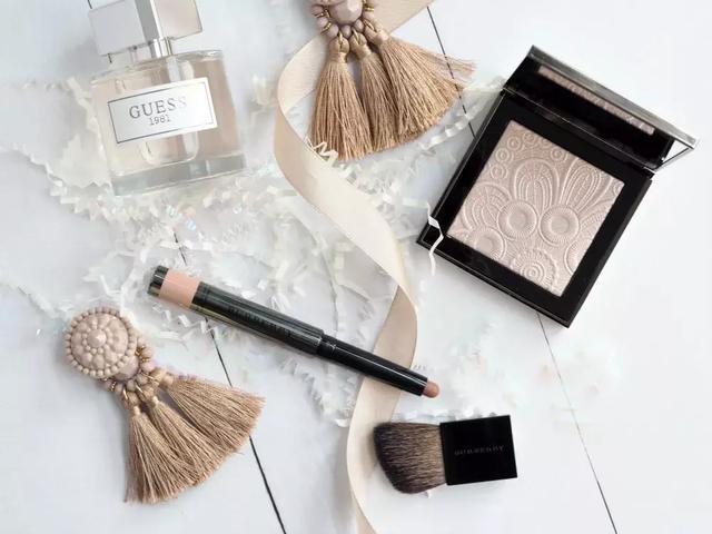 黑五美妆盛宴,最值得尝试的美妆新品清单