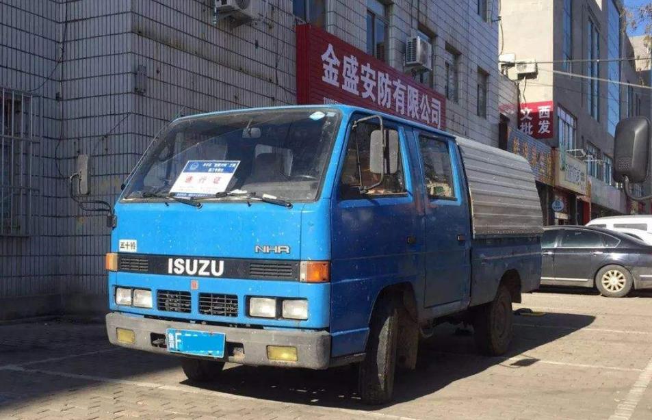 年轻人的第一台国产suv,中国第一台国产suv