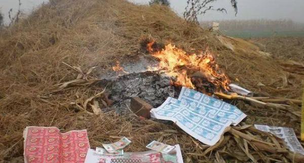 为何人死后要烧纸不仅仅是迷信,人死后为啥要烧纸没人烧纸会怎样