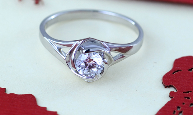 钻戒品牌排行榜前十名价格表,如何挑选不太贵的钻戒品牌