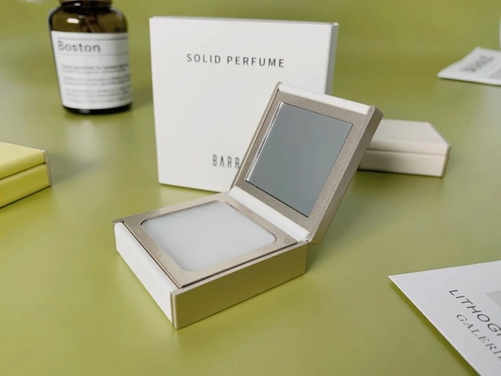 女生荷尔蒙旺盛的香膏,女士专用荷尔蒙固体香膏