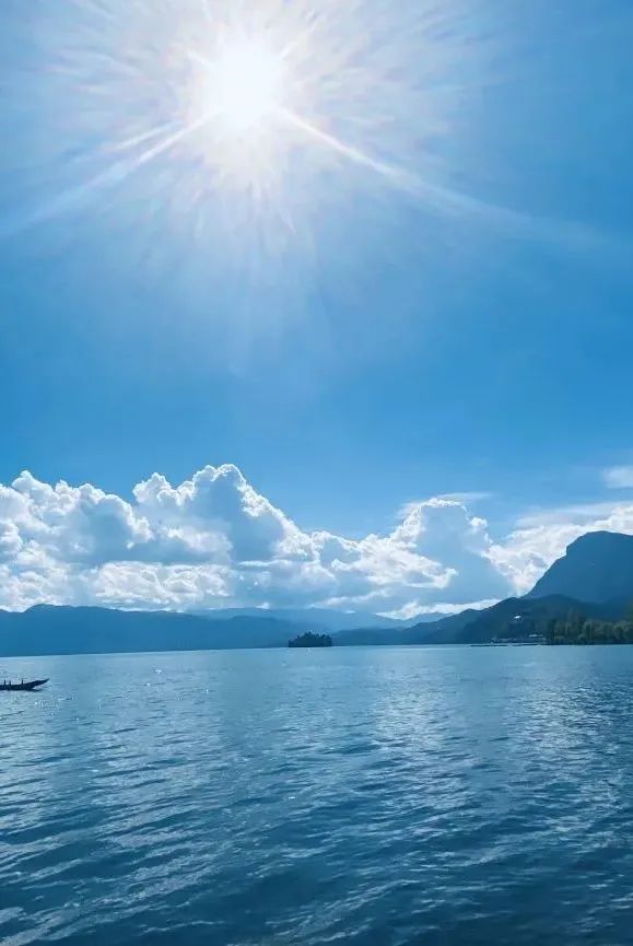 泸沽湖天空之镜怎么去,泸沽湖哪里有天空之镜