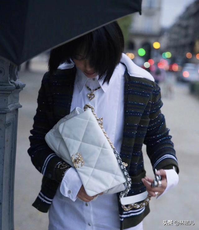 欧阳娜娜推荐的迷你包包,欧阳娜娜平价同款包包