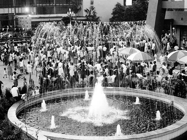 成都近40年变化,成都市1979到2018年发展演变