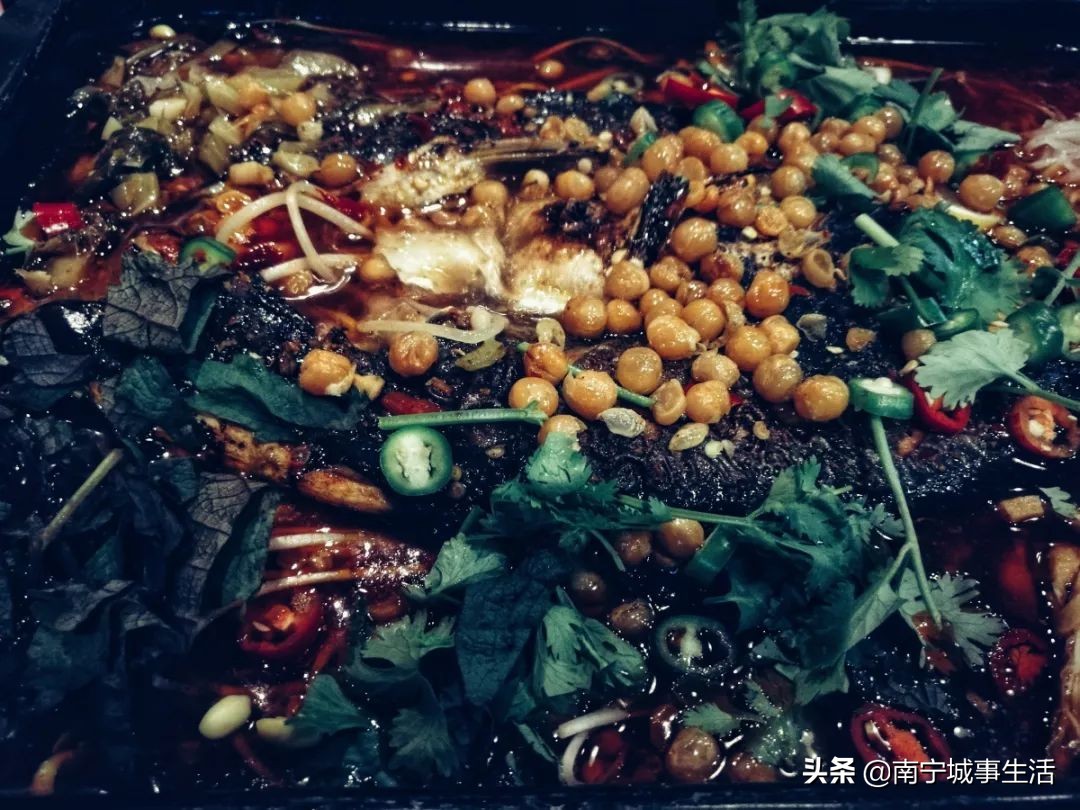 南宁大沙田的夜晚,南宁城市印象短视频