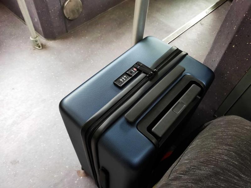 地平线8号行李箱和90分行李箱测评,双十二值得买的行李箱