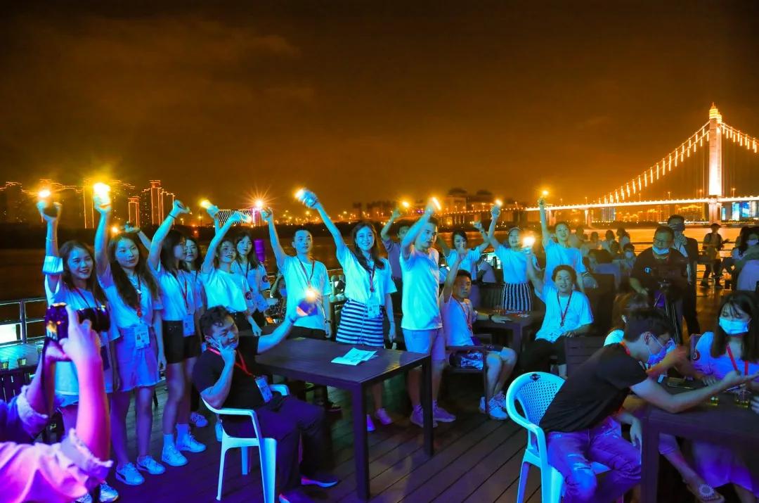闽江之星灯光秀直播,闽江游船最新消息