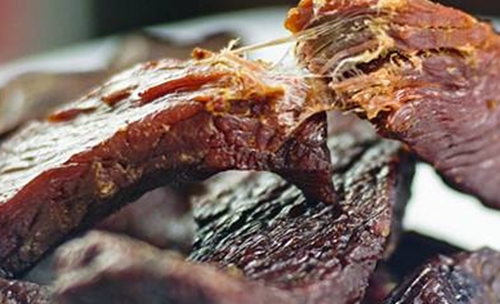 假牛肉用什么化学原料制作而成的,假牛肉是用什么材料生产的