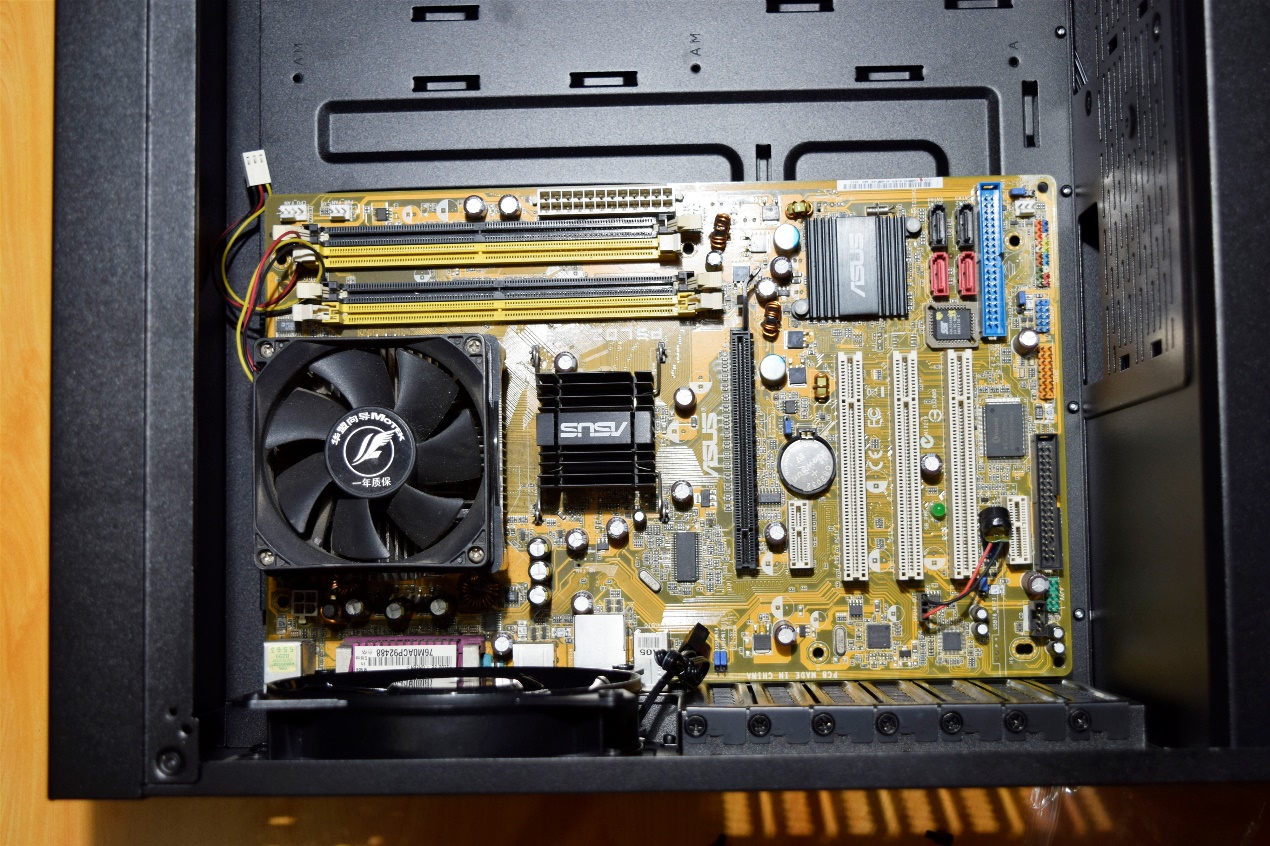 RAID实用、灯光好玩，跨代升级的ROGStrixX570装机点评