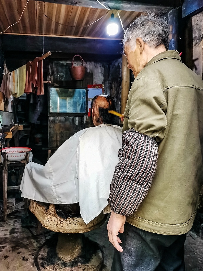 大山深处的古村,大山深处石潭古村