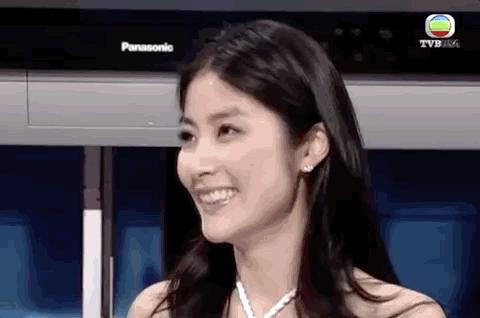 是许志安揽啜黄心颖残酷，还是残酷一叮残酷？