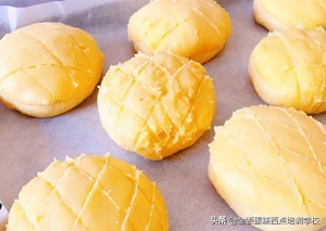 菠萝包制作最简单,菠萝包制作方法视频教程